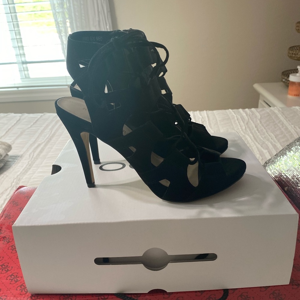Black rock and republic heels